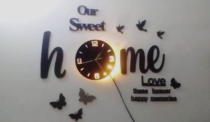 3D wall clock Glowing with birds and butterfly